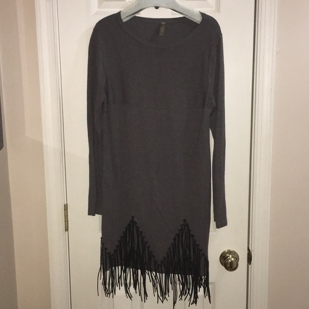 Danny B sweater Top size L runs small